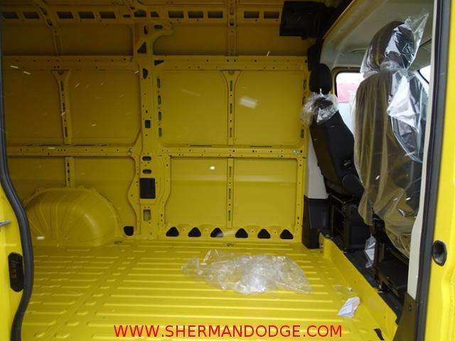 2017 RAM ProMaster Cargo 1500 136 WB 3dr High Roof Cargo Van